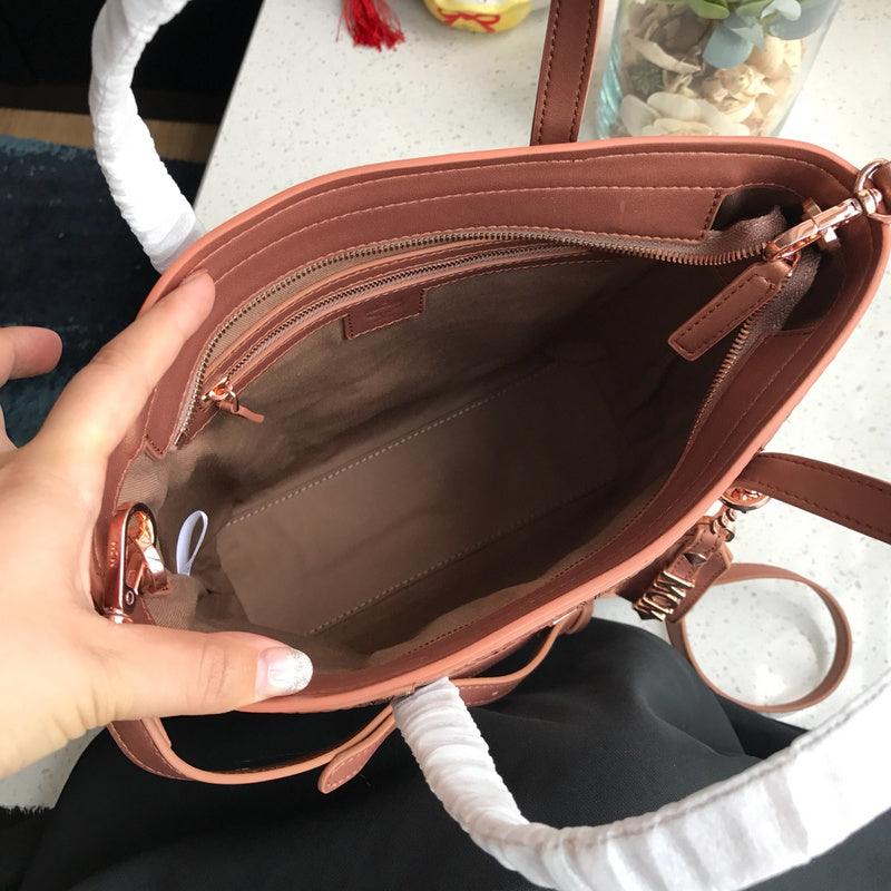 Luxurious Totes - Latest - 7881