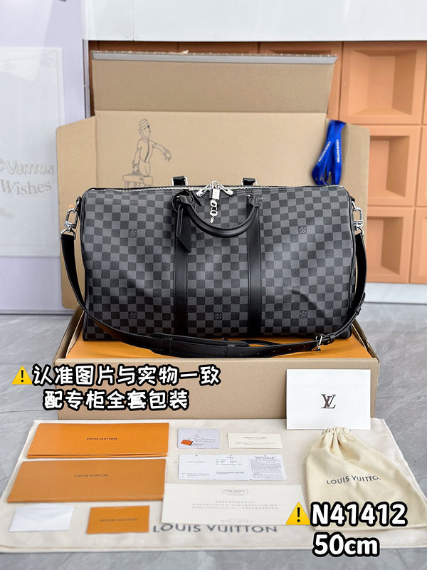 LOV - Luxurious Totes - 162
