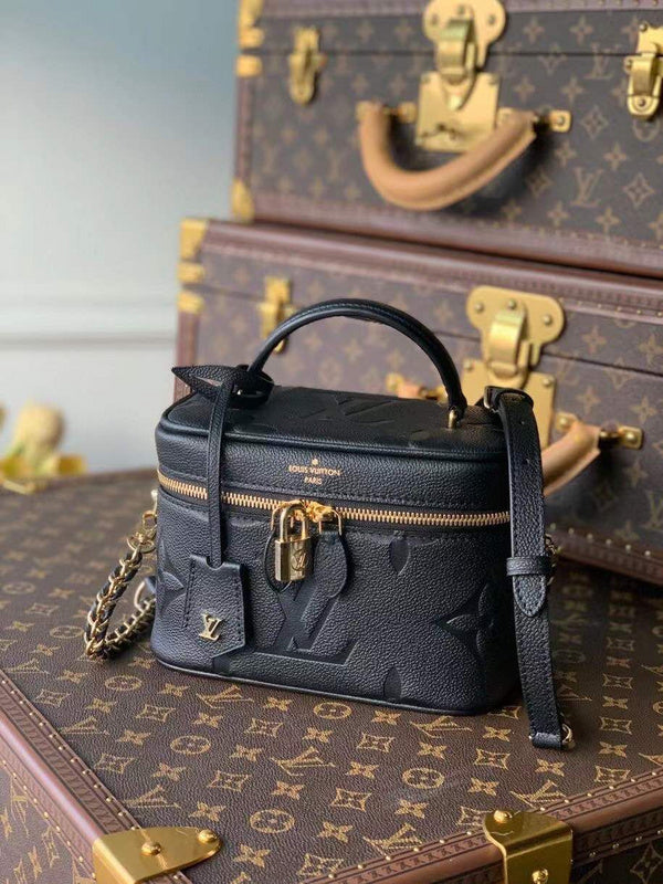 LOV - Luxurious Totes - 2471