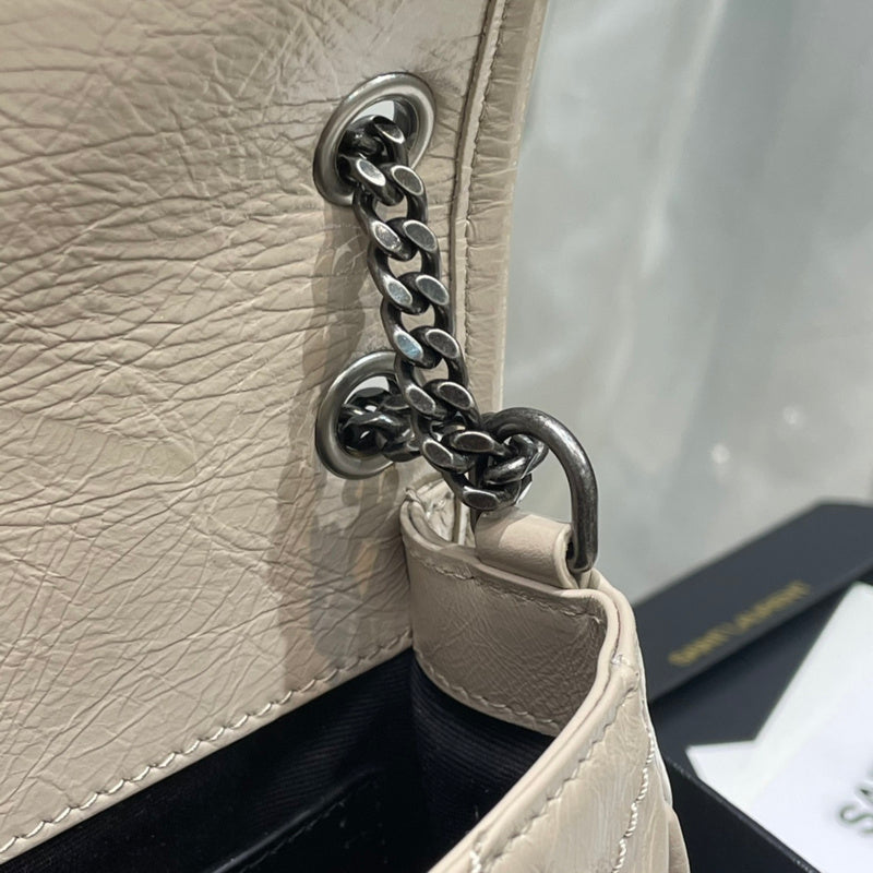 Luxurious Totes - Latest - 8558