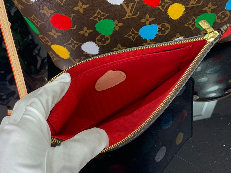 LOV - Luxurious Totes - 518