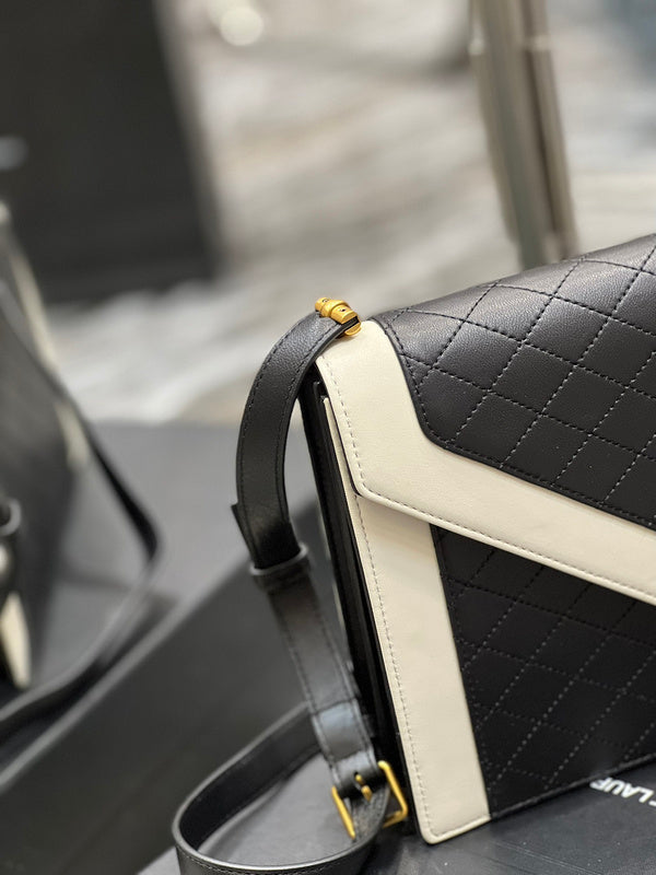 Luxurious Totes - Latest - 8407