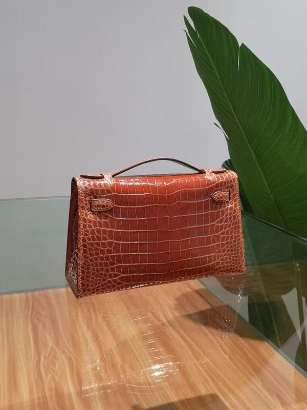 HMS - Luxurious Totes - 018