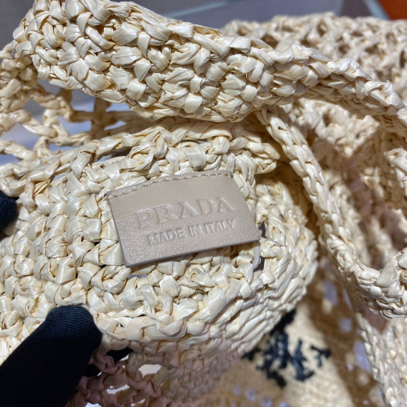 PDA - Luxurious Totes - 160