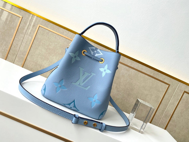 LOV - Luxurious Totes - 2394