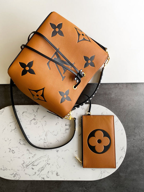Luxurious Totes - Latest - 1715