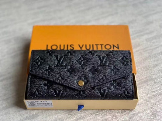 LOV - Luxurious Totes - 235