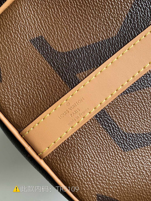 Luxurious Totes - Latest - 9707