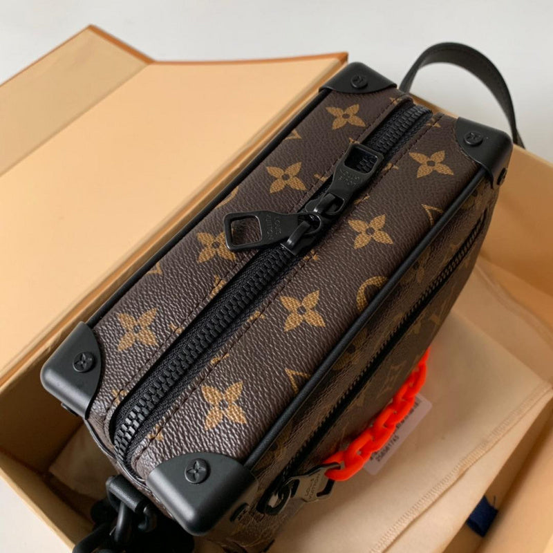 LOV - Luxurious Totes - 2739