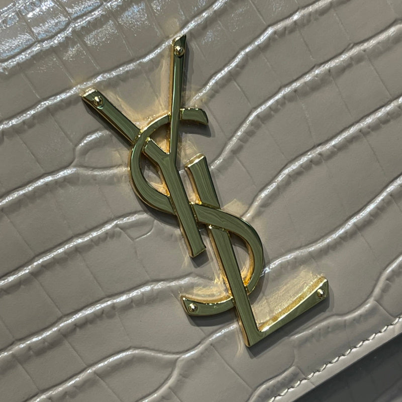 Luxurious Totes - Latest - 8550