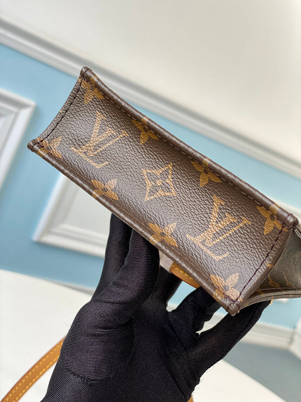 LOV - Luxurious Totes - 1947