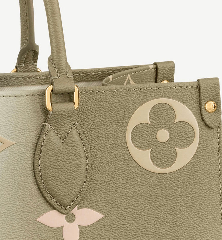 LOV - Luxurious Totes - 1579