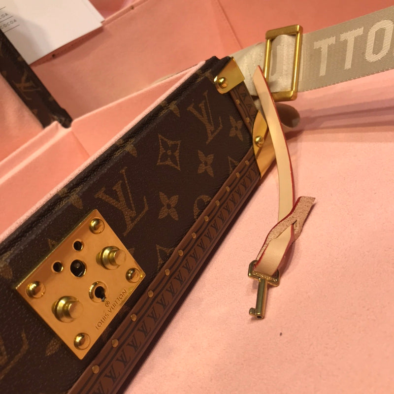 LOV - Luxurious Totes - 856