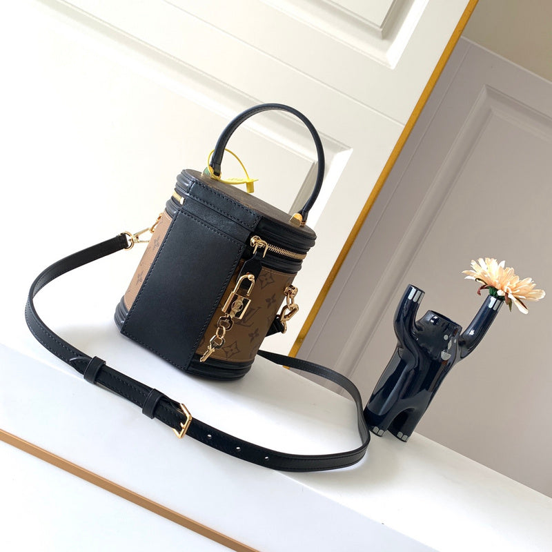 LOV - Luxurious Totes - 1728