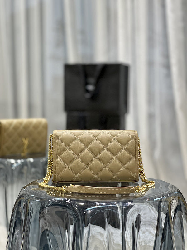 Luxurious Totes - Latest - 8841
