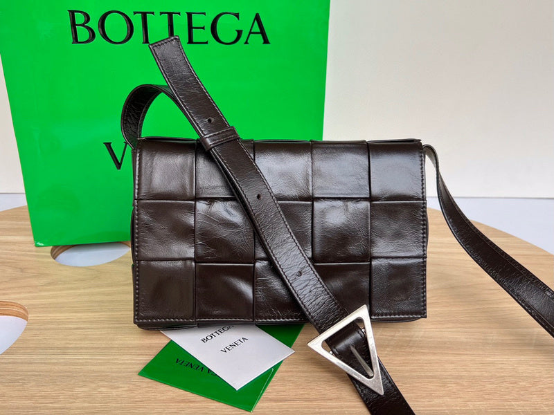 Luxurious-Totes - BV Bags - 2108