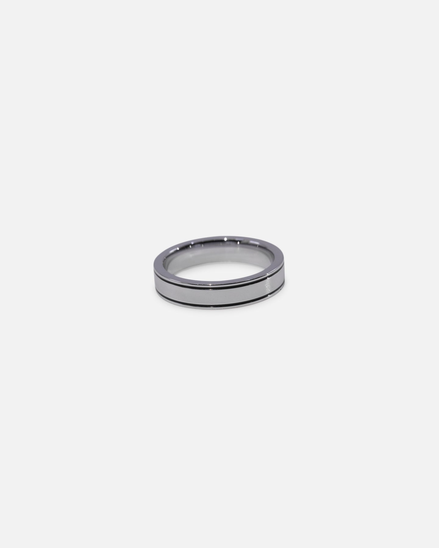 Saint Morta 5mm Black Etched Ring White Gold