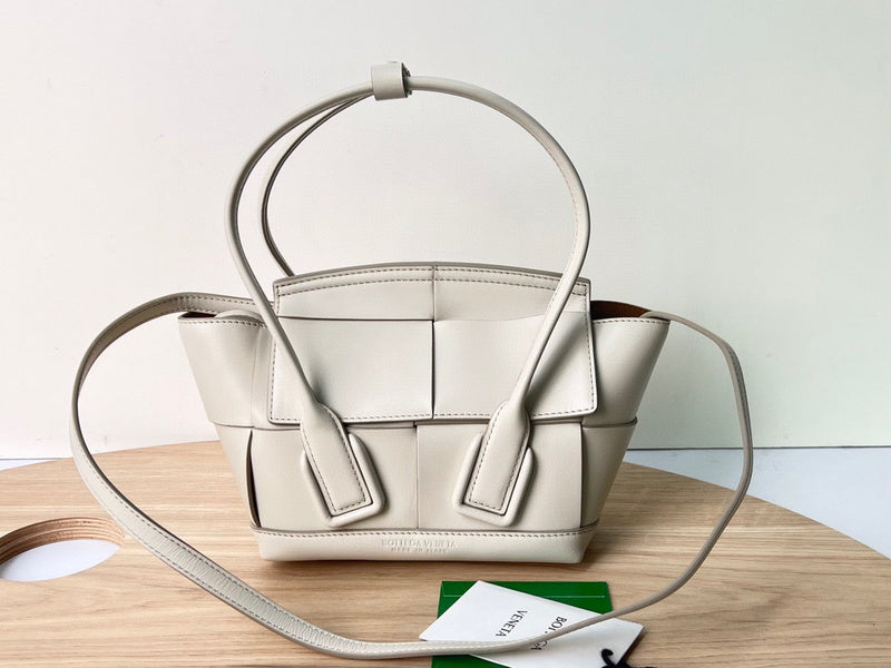 Luxurious-Totes - BV Bags - 2561