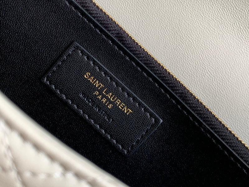 Luxurious Totes - Latest - 8618