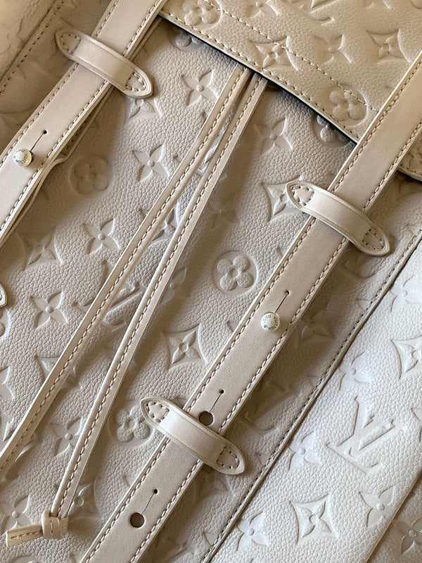 LOV - Luxurious Totes - 2604