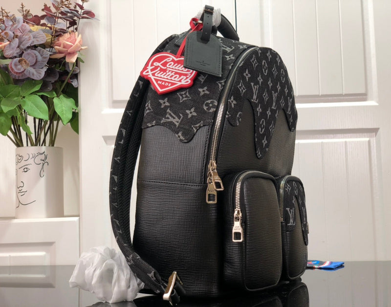 LOV - Luxurious Totes - 2024