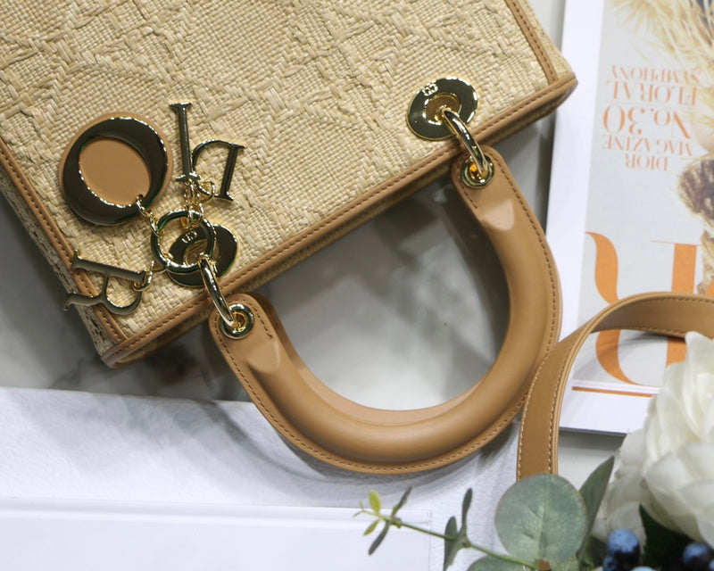 Luxurious Totes - Latest - 6420