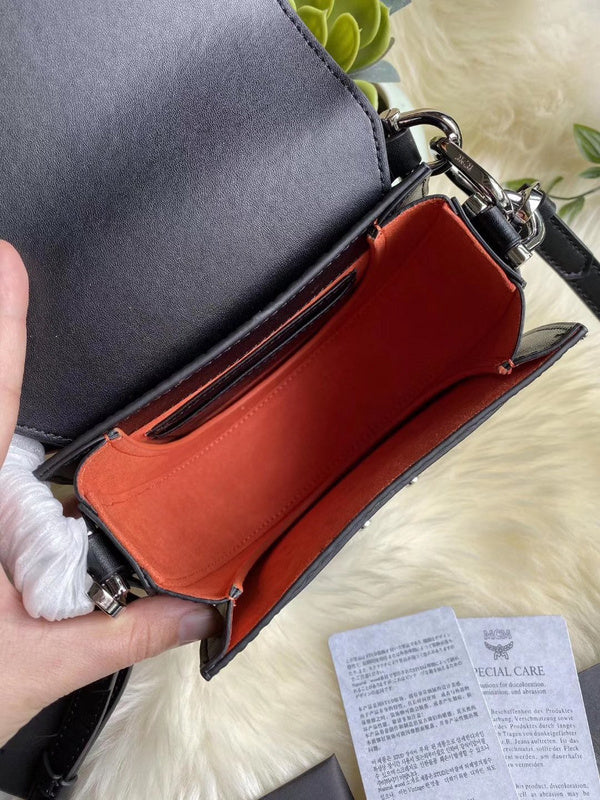 Luxurious Totes - Latest - 7794