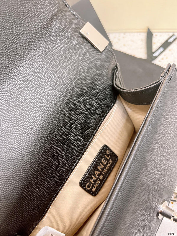 Luxurious Totes - CNL3 Bags - 272