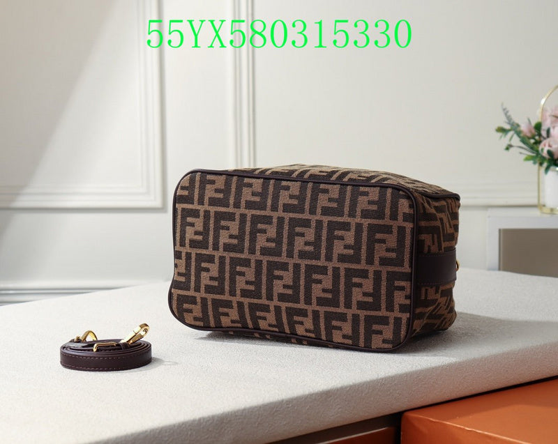 GC - Shoulder - 3429