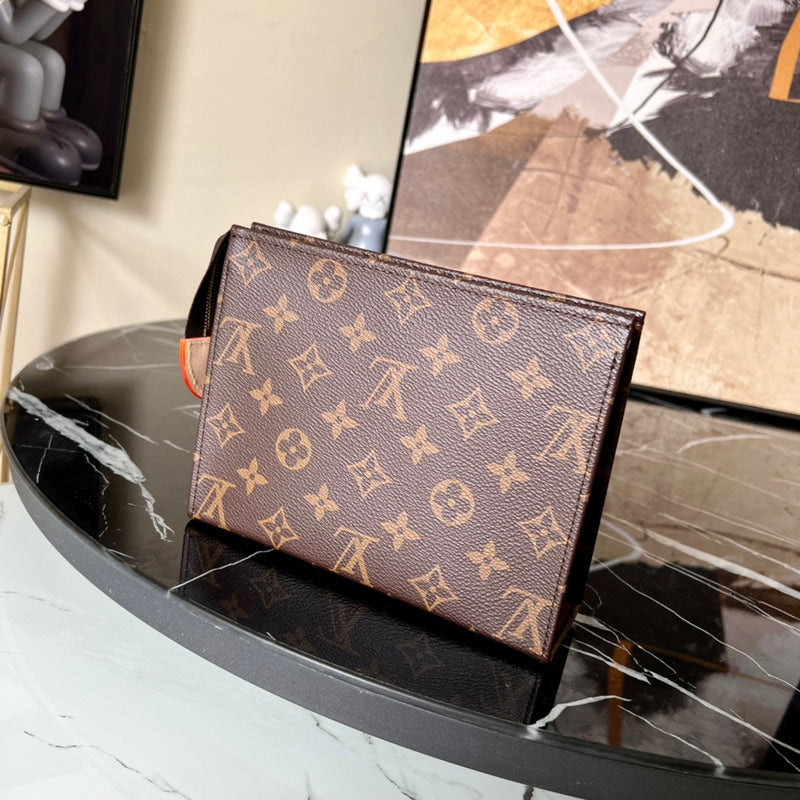 LOV - Luxurious Totes - 585