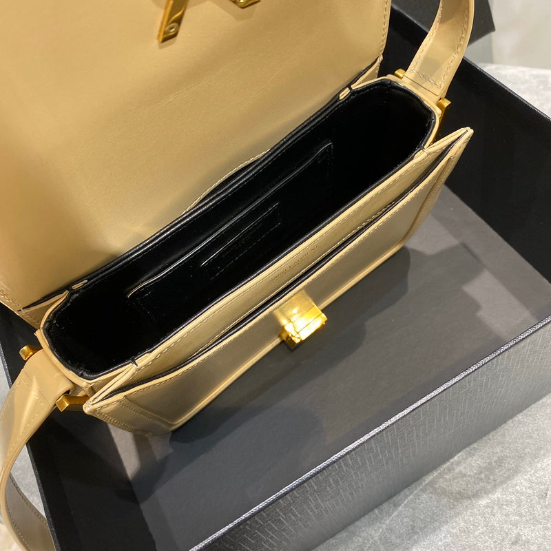 Luxurious Totes - Latest - 8199