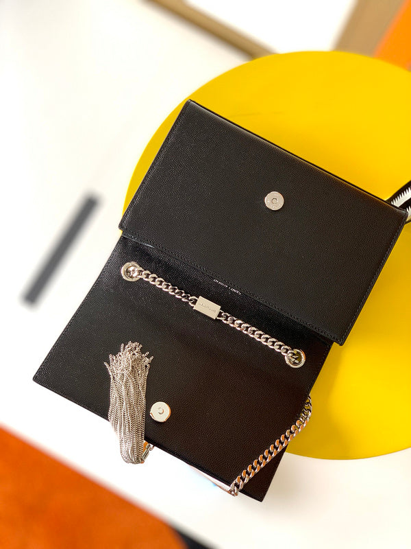 Luxurious Totes - Latest - 8602