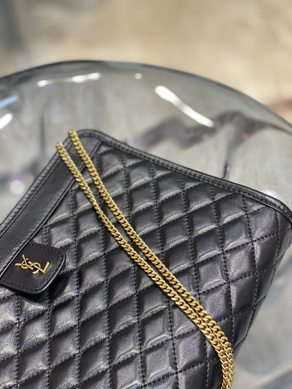 Luxurious Totes - Latest - 8906