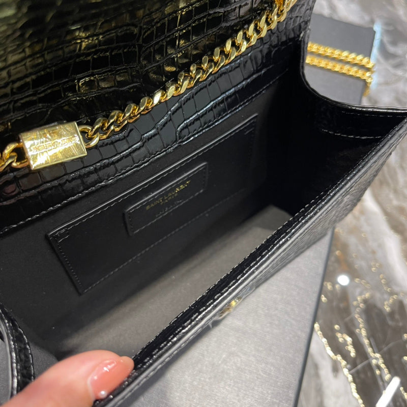 Luxurious Totes - Latest - 8520