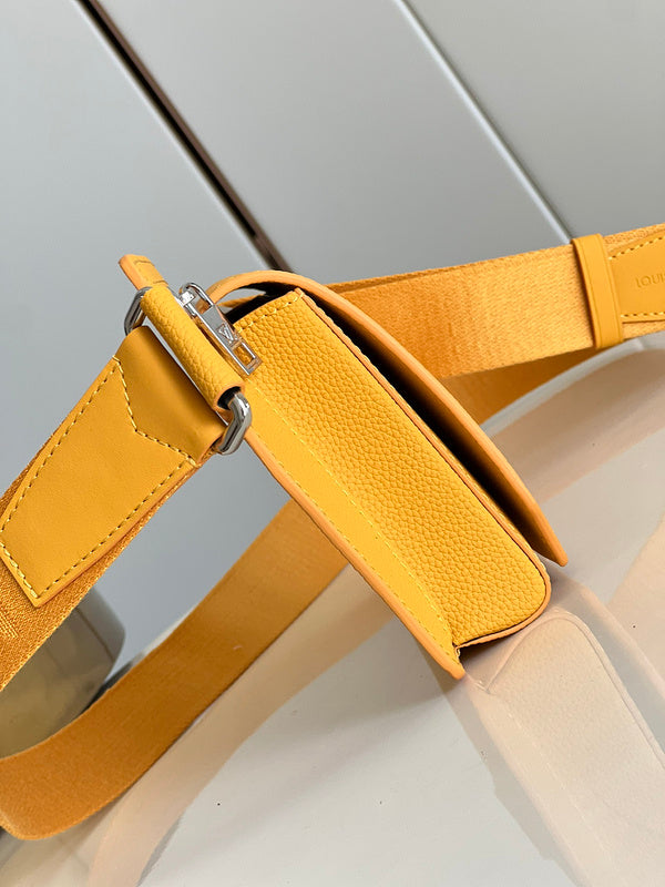 LOV - Luxurious Totes - 985