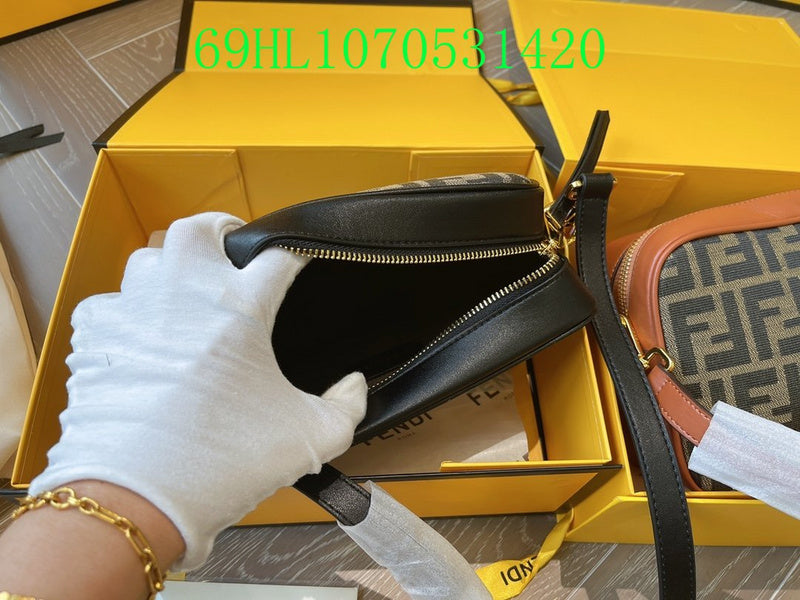 GC - Shoulder - 3165