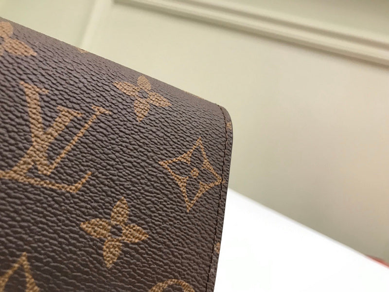 Luxurious Totes - Latest - 653