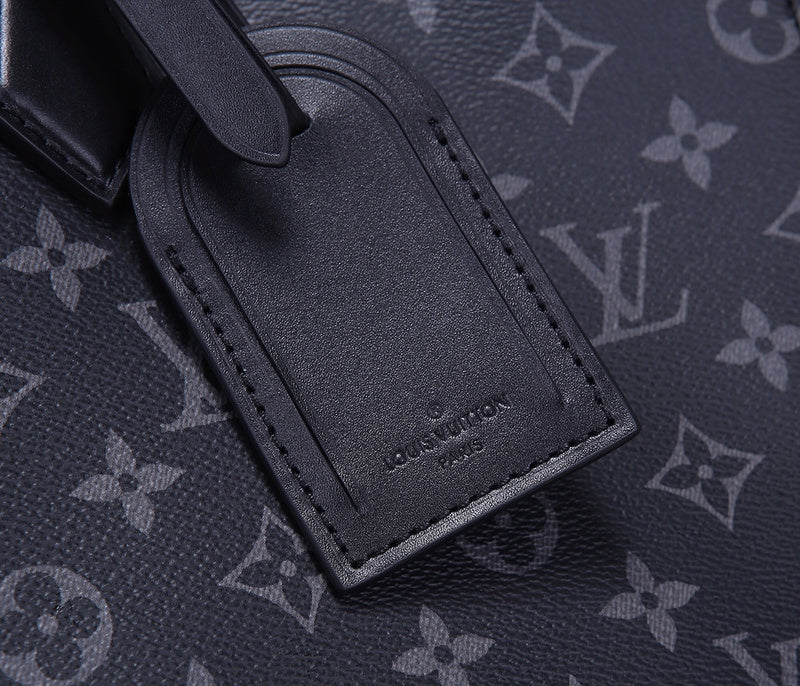 LOV - Luxurious Totes - 2555