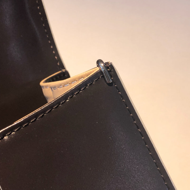 Luxurious Totes - Latest - 6039