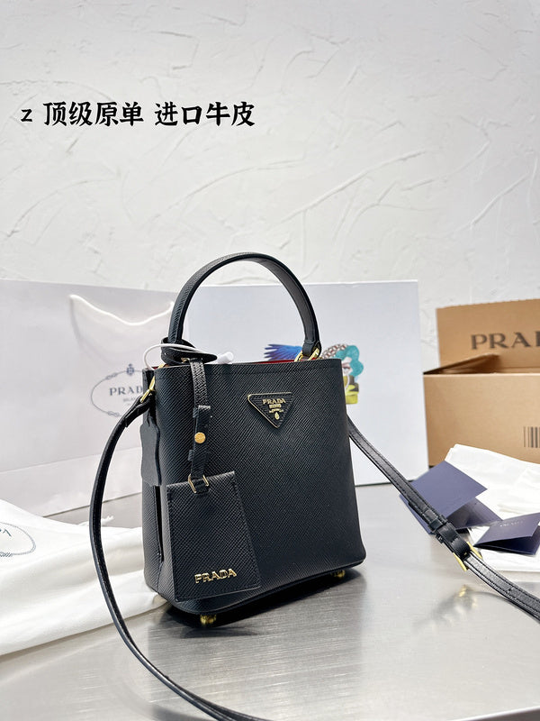 Luxurious Totes - PDA3 Bags - 228