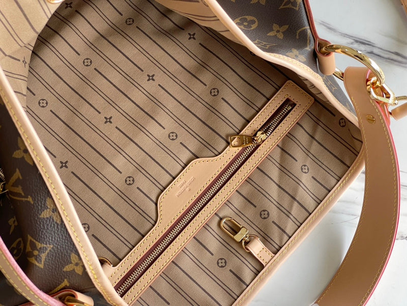 LOV - Luxurious Totes - 1667