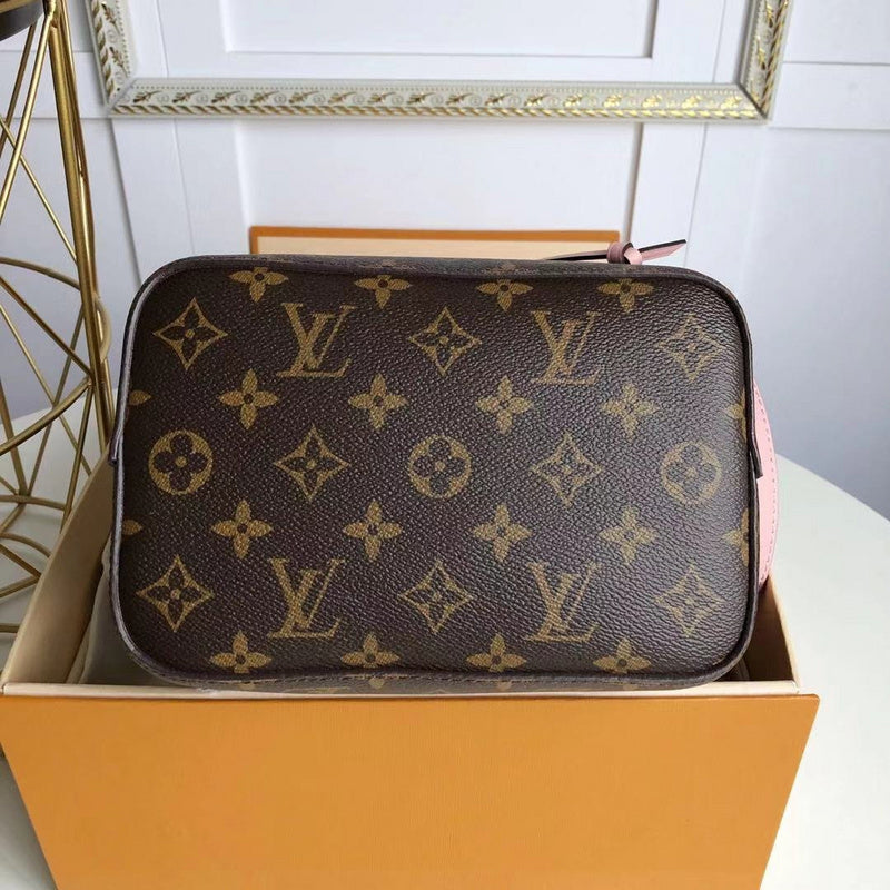 LOV - Luxurious Totes - 2623