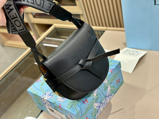 Luxurious Totes - LW-CH Bags - 005