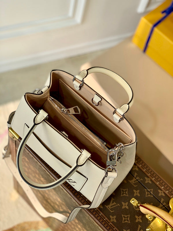 LOV - Luxurious Totes - 1600
