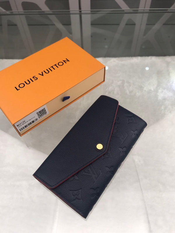 LOV - Luxurious Totes - 2158