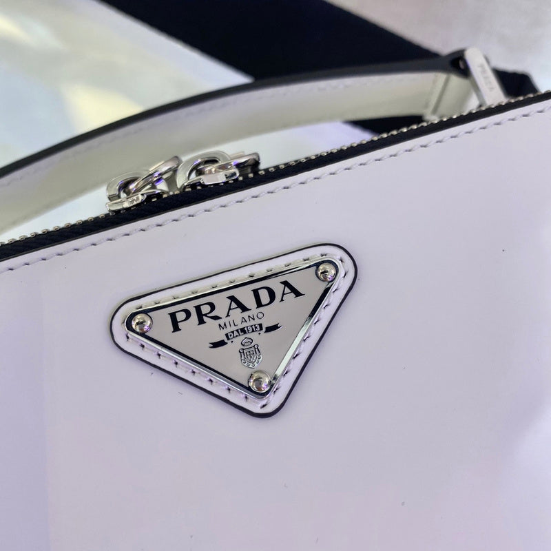 PDA - Luxurious Totes - 003