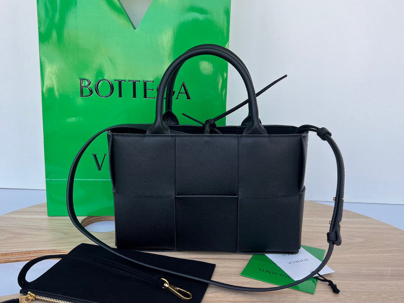 Luxurious-Totes - BV Bags - 1002