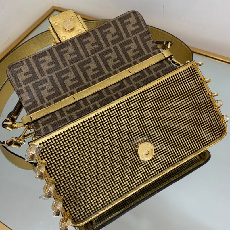 Luxurious Totes - Latest - 11372