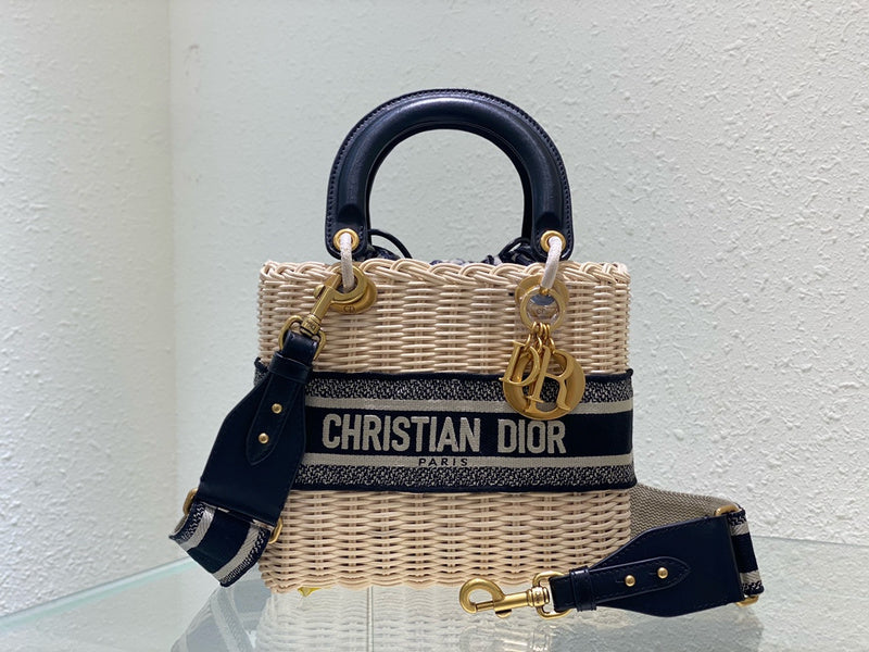 Luxurious Totes - Latest - 6415