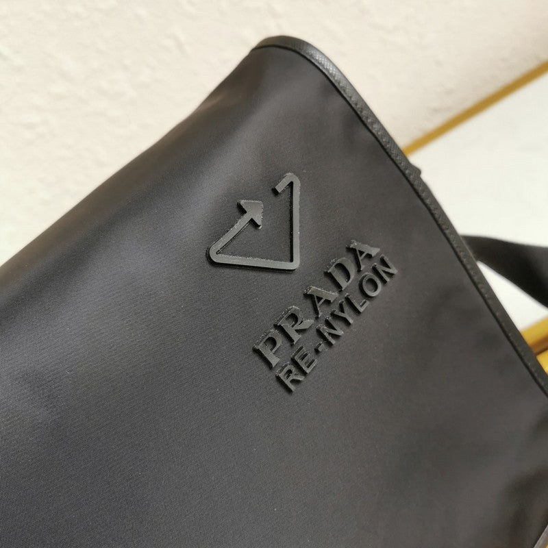 PDA - Luxurious Totes - 247